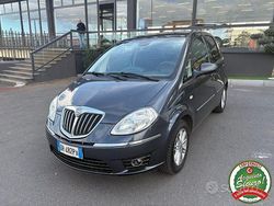 Grigio Usata 2009 Lancia Musa Monovolume | 4999 € (Molto cara)