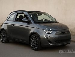 Grigio Usata 2022 Fiat 500e Icon Cabrio | 15.900 € (Buon prezzo)
