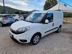 Bianco Usata 2016 Fiat Doblò Monovolume | 8500 € (Buon prezzo)