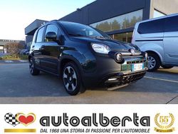 Verde foresta Usata 2025 Fiat Panda Cross Cross Due volumi | 14.900 € (Buon prezzo)