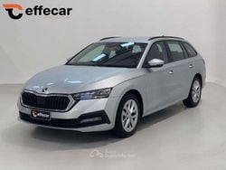 Argento Usata 2020 Skoda Octavia Executive Station wagon | 14.200 € (Buon prezzo)
