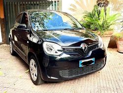 Nero Usata 2022 Renault Twingo Due volumi | 10.600 € (Buon prezzo)
