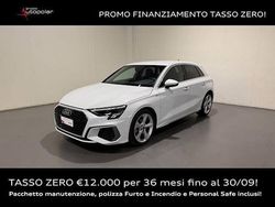 Bianco ghiaccio metallizzato Usata 2024 Audi A3 S-Line | 32.900 € (Ottimo prezzo)