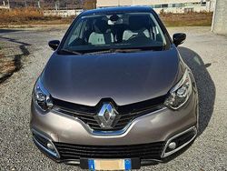 Usata 2015 Renault Captur SUV | 9000 € (Buon prezzo)