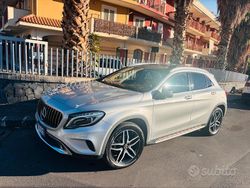 Usata 2015 Mercedes 200 Due volumi | 13.500 €