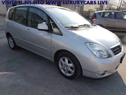 Argento(met.) Usata 2003 Toyota Corolla Monovolume | 2500 € (Buon prezzo)
