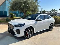 Bianco Usata 2024 BMW iX2 M Sport SUV | 51.900 € (Buon prezzo)