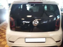Bianco Usata 2017 VW up! CLUB Due volumi | 12.500 € (Buon prezzo)