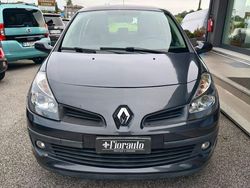 Nero(met.) Usata 2006 Renault Clio II Tre volumi | 1500 € (Ottimo prezzo)