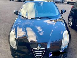 Nero Usata 2013 Alfa Romeo Giulietta Tre volumi | 8000 € (Cara)
