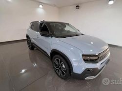 Grigio Nuova 2025 Jeep Avenger Summit SUV | 27.900 € (Buon prezzo)