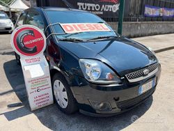 Nero Usata 2009 Ford Fiesta Titanium Due volumi | 1499 € (Ottimo prezzo)