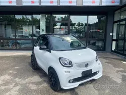 Bianco Usata 2019 Smart ForTwo Coupé Passion Due volumi | 12.900 € (Buon prezzo)