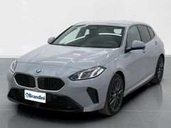 Brooklyn grey metallic Nuova 2025 BMW 118 Due volumi | 38.955 €