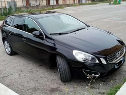 Nero Usata 2013 Volvo V60 Summum Station wagon | 9000 € (Cara)
