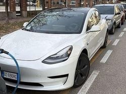 Usata 2020 Tesla Model 3 Standard Range Tre volumi | 19.600 € (Super prezzo)