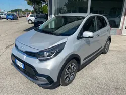 Argento Usata 2023 Kia Picanto X-Line Due volumi | 17.900 € (Molto cara)