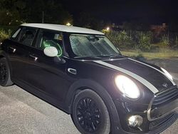 Nero Usata 2018 Mini Cooper D Due volumi | 12.000 €