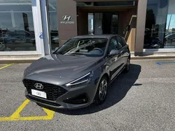 Grigio Nuova 2025 Hyundai i30 Tre volumi | 22.700 € (Buon prezzo)