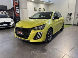 Giallo Nuova 2025 Peugeot 208 Style Due volumi | 15.900 € (Ottimo prezzo)
