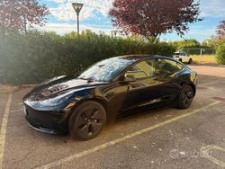 Nero Usata 2023 Tesla Model 3 RWD Tre volumi | 28.500 € (Buon prezzo)