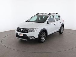 Bianco Usata 2016 Dacia Sandero Stepway Due volumi | 10.299 € (Cara)