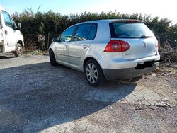 Grigio Usata 2005 VW Golf V Tre volumi | 750 €