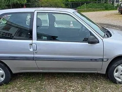 Usata 1999 Citroën Saxo Due volumi | 2400 € (Molto cara)