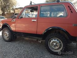 Rosso Usata 1986 Lada niva SUV | 1800 €