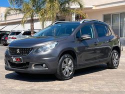 Grigio Usata 2017 Peugeot 2008 Active SUV | 9499 € (Ottimo prezzo)