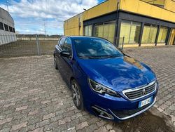 Blu Usata 2017 Peugeot 308 GT-line Tre volumi | 10.000 € (Buon prezzo)