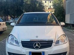 Bianco Usata 2012 Mercedes A160 Tre volumi | 2800 € (Super prezzo)