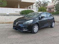 Nero Usata 2018 Renault Clio IV Zen Tre volumi | 8900 € (Buon prezzo)