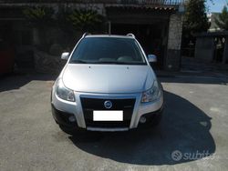 Grigio Usata 2006 Fiat Sedici Dynamic SUV | 3799 € (Buon prezzo)