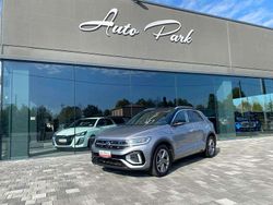Grigio titanio Usata 2023 VW T-Roc R-line SUV | 25.900 € (Molto cara)