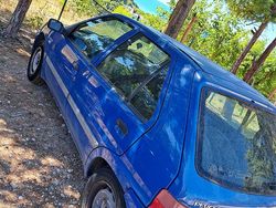 Blu Usata 2002 Peugeot 106 Due volumi | 200 €