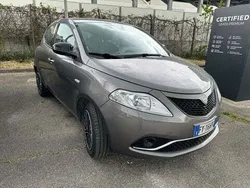 Grigio Usata 2019 Lancia Ypsilon Gold Due volumi | 9950 € (Buon prezzo)