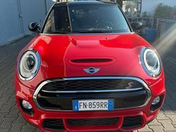 Usata 2018 Mini John Cooper Works Due volumi | 25.000 € (Molto cara)