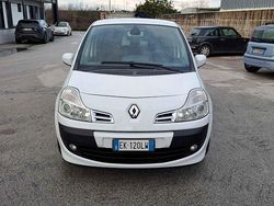 Bianco Usata 2012 Renault Modus Monovolume | 4490 € (Buon prezzo)