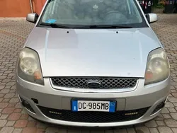 Usata 2007 Ford Fiesta Style Due volumi | 1750 € (Ottimo prezzo)