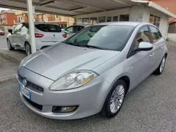 Grigio Usata 2010 Fiat Bravo Dynamic Due volumi | 4000 € (Buon prezzo)