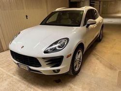 Bianco Usata 2016 Porsche Macan SUV | 34.000 € (Buon prezzo)