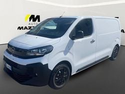 Bianco Usata 2024 Opel Vivaro S Monovolume | 27.000 € (Molto cara)
