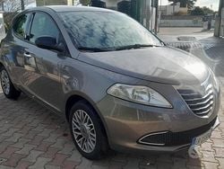 Grigio Usata 2013 Lancia Ypsilon Due volumi | 6900 € (Cara)