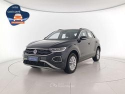 Deep black perlato Usata 2024 VW T-Roc Life SUV | 27.000 € (Buon prezzo)
