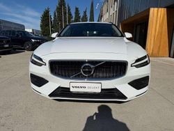Bianco Usata 2021 Volvo V60 Business Edition Station wagon | 22.900 € (Cara)