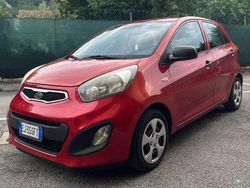 Rosso Usata 2011 Kia Picanto Style Due volumi | 5000 € (Cara)