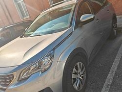 Grigio Usata 2018 Peugeot 5008 SUV | 16.000 € (Ottimo prezzo)