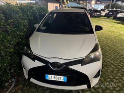 Bianco Usata 2015 Toyota Yaris Due volumi | 3200 € (Super prezzo)