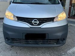 Argento Usata 2018 Nissan NV200 Monovolume | 15.990 € (Molto cara)